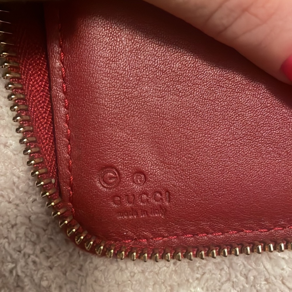 Authentic Gucci Wallet - Picture 5 of 8